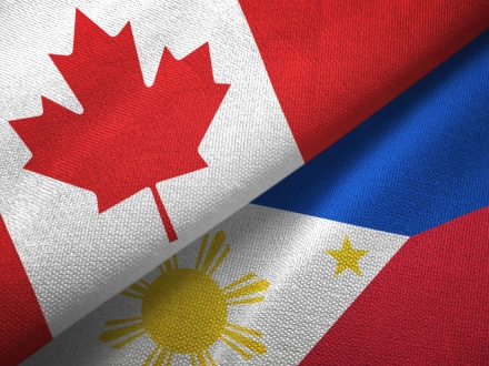 캐나다-필리핀 무역 관계/국기