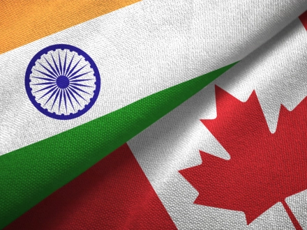 캐나다-인도 무역 관계/국기